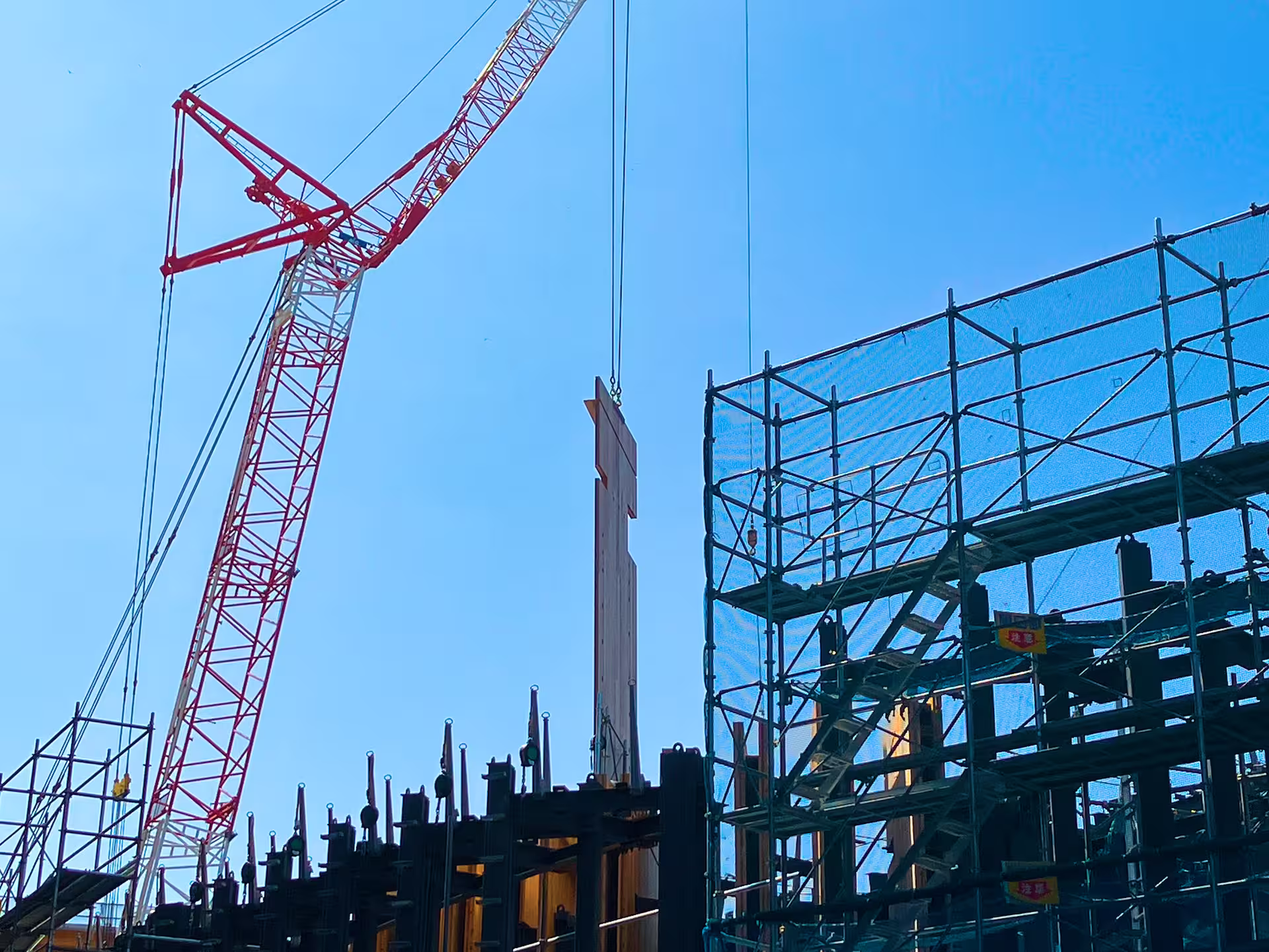 大阪関西万博日本館 クレーン