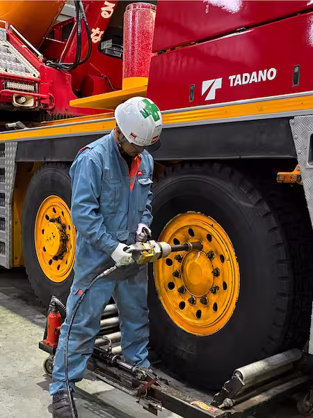 車両エンジニア日本サルベージサービス